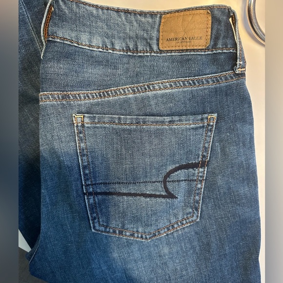 American Eagle Tomgirl Jeans - Picture 2 of 7